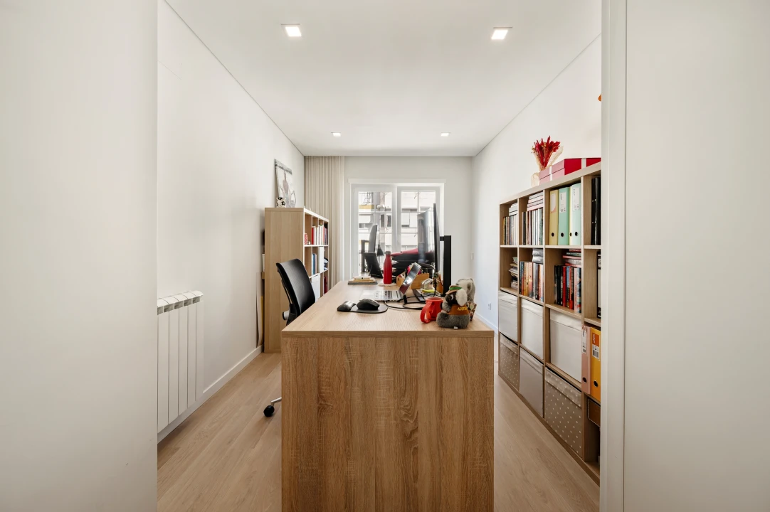 Apartamento T4 para Venda em Águas Livres Foto 30