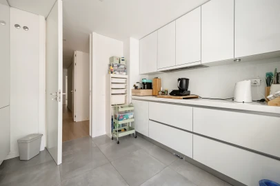 Apartamento T4 para Venda em Águas Livres