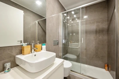 Apartamento T4 para Venda em Águas Livres