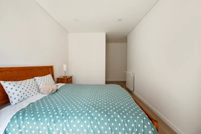 Apartamento T4 para Venda em Águas Livres