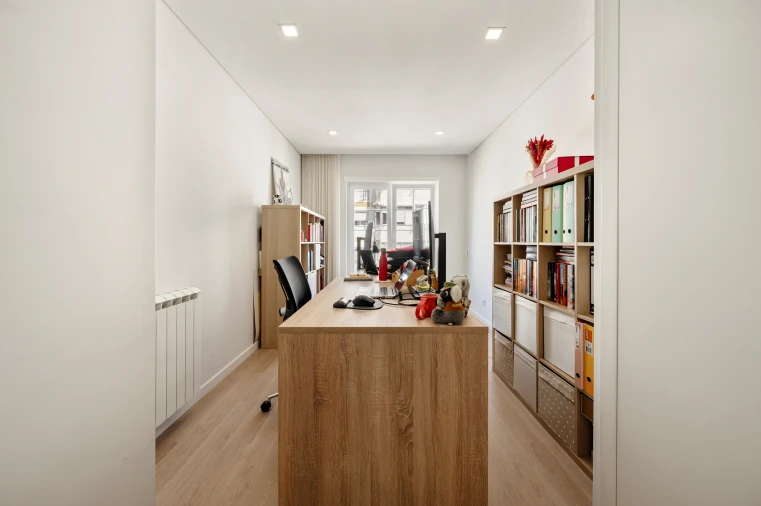 Apartamento T4 para Venda em Águas Livres Foto 30