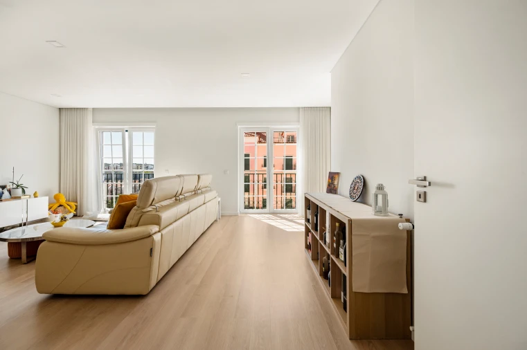 Apartamento T4 para Venda em Águas Livres Foto 3