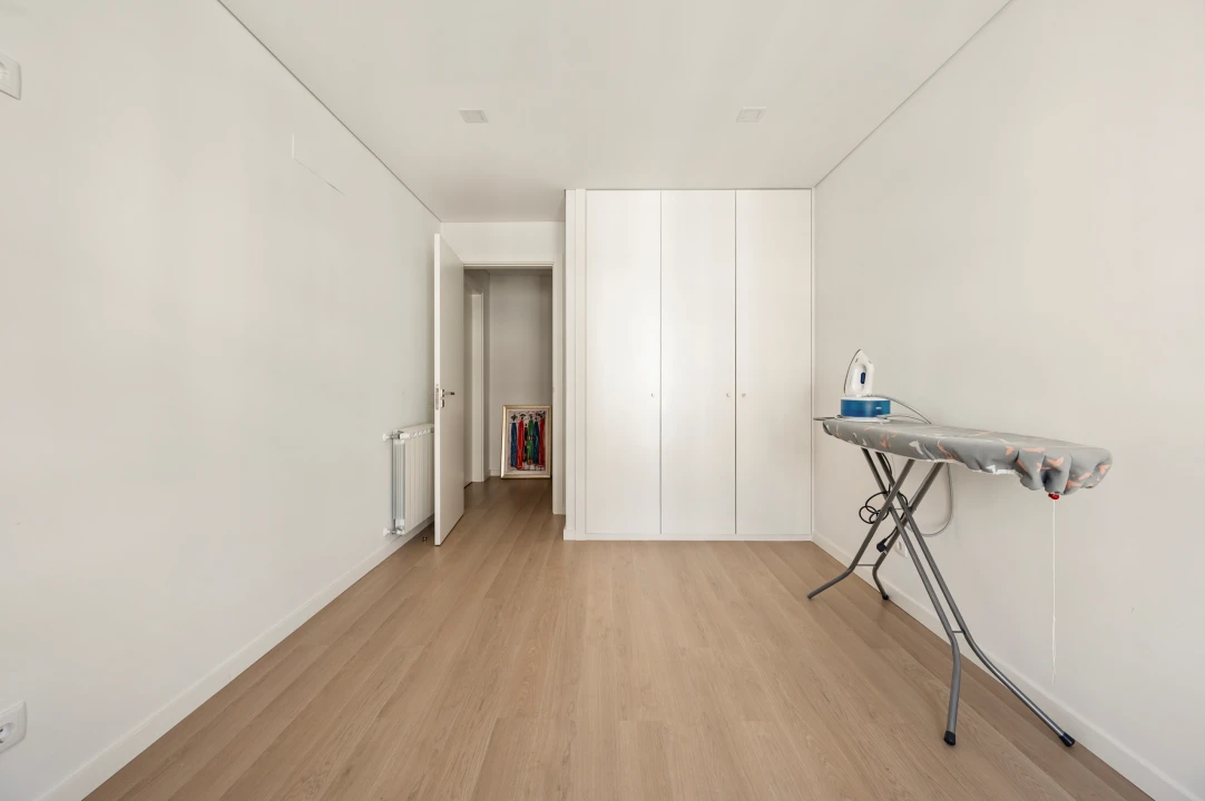 Apartamento T4 para Venda em Águas Livres Foto 32