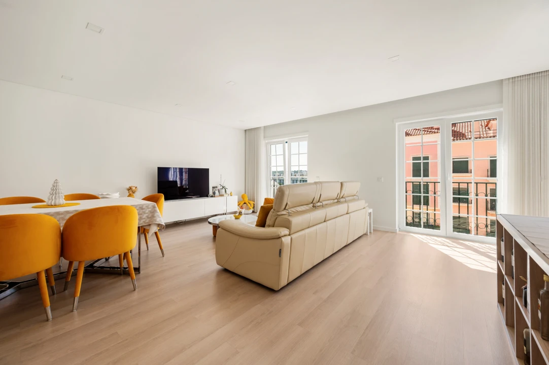 Apartamento T4 para Venda em Águas Livres Foto 1