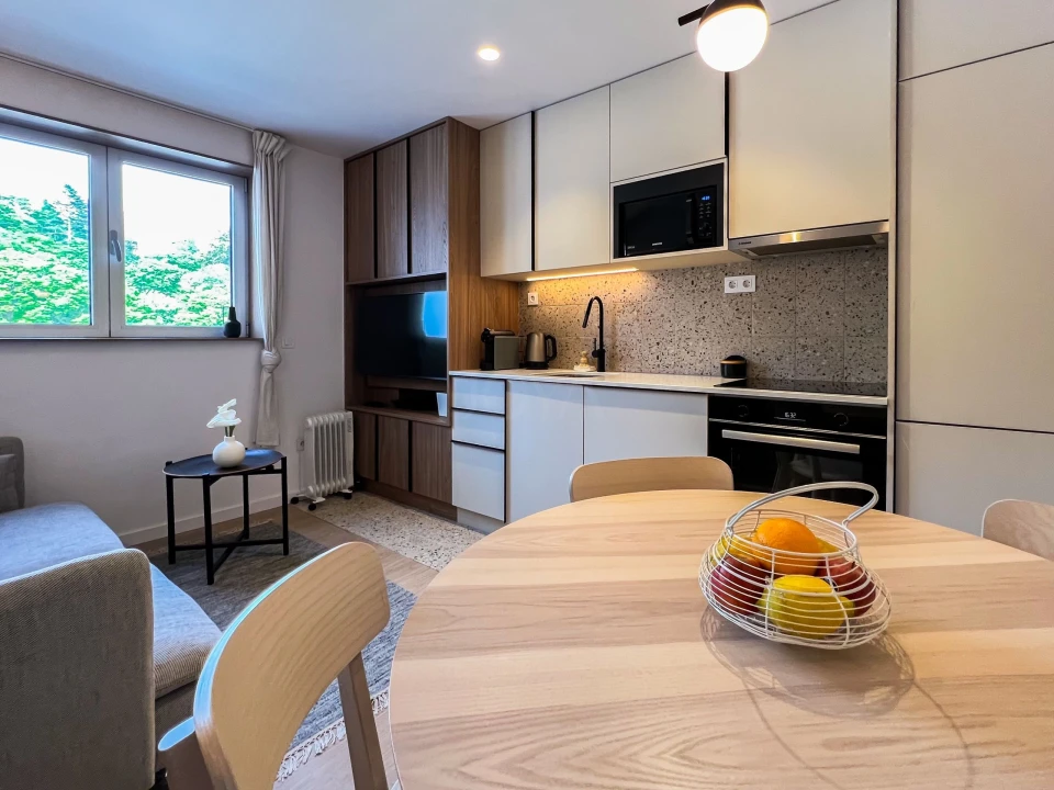 Quarto para Arrendamento em Sé Nova, Santa Cruz, Almedina e São Bartolomeu Foto 13