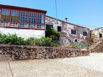 Moradia T2 para Venda em Penso e Freixinho