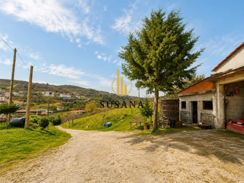 Moradia T5 para Venda em Lamego (Almacave e Sé) Foto 9
