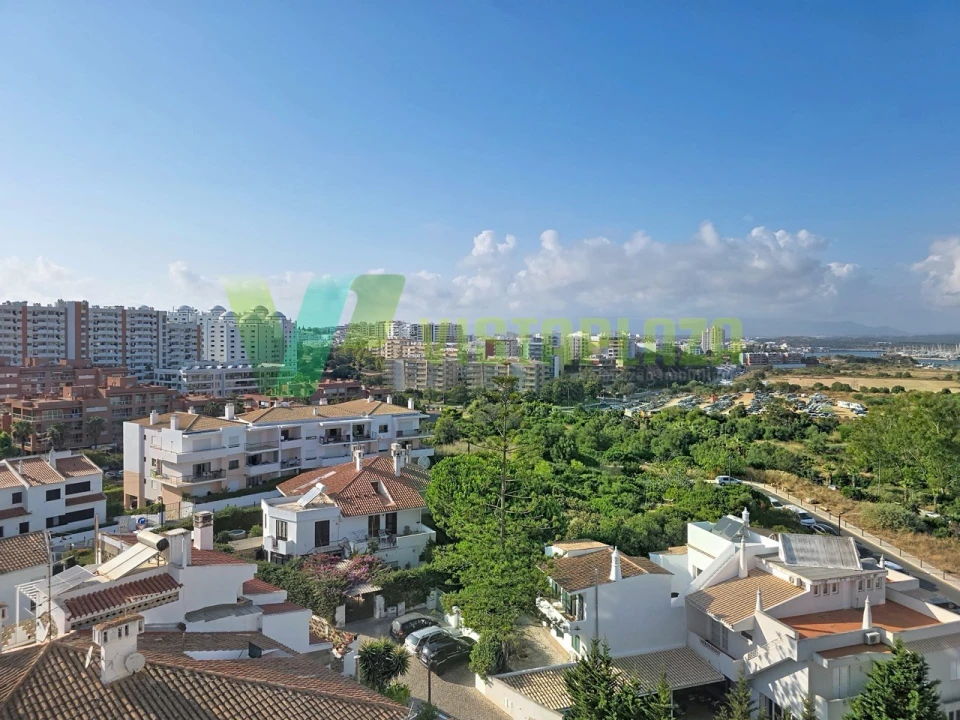Apartamento T1 para Venda em Portimão Foto 17