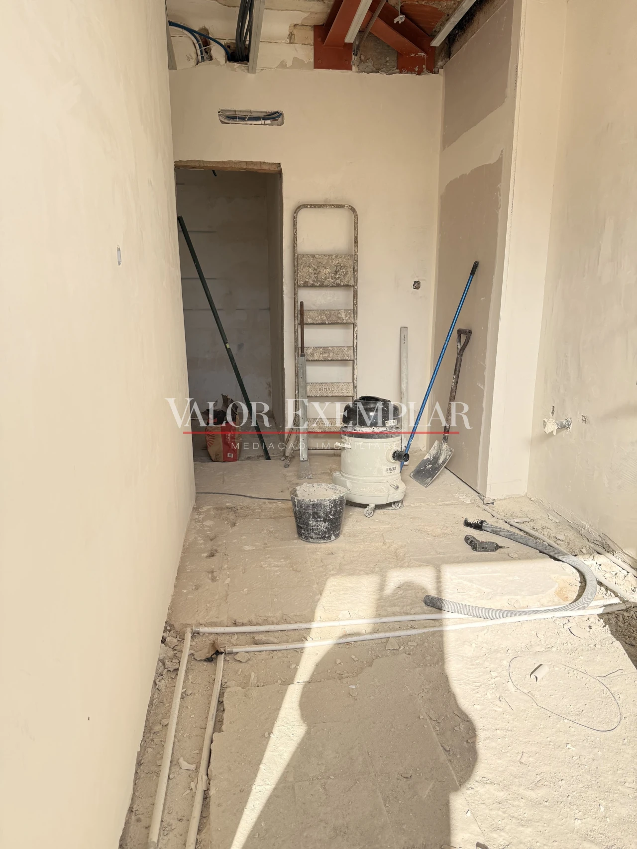 Apartamento T2 para Venda em Alcochete Foto 15