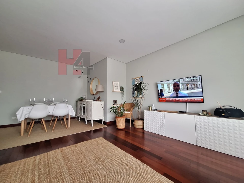 Apartamento T2 para Venda em Odivelas Foto 2