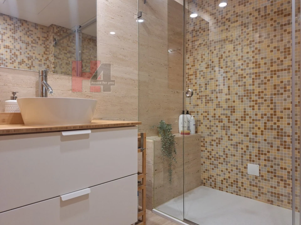 Apartamento T2 para Venda em Odivelas Foto 18