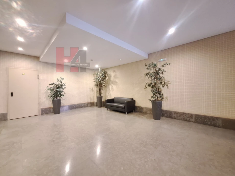 Apartamento T2 para Venda em Odivelas Foto 31