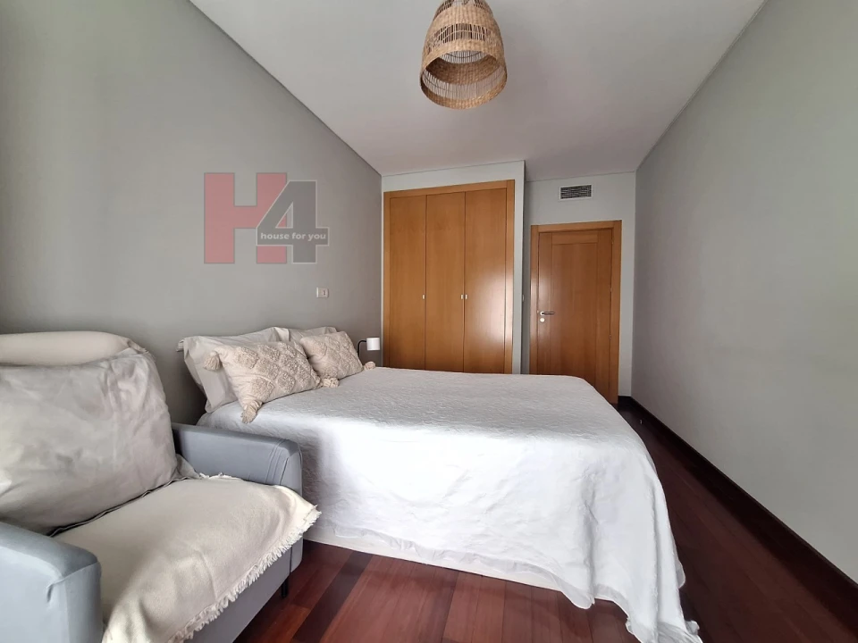 Apartamento T2 para Venda em Odivelas Foto 13