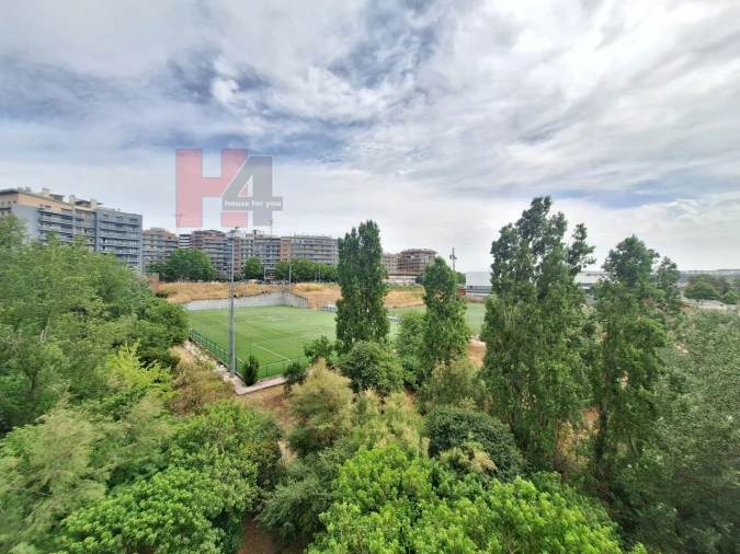Apartamento T2 para Venda em Odivelas Foto 24