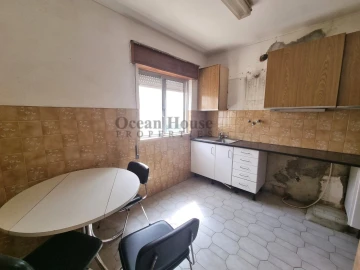 Moradia T2 para Venda em Loule (São Sebastião)