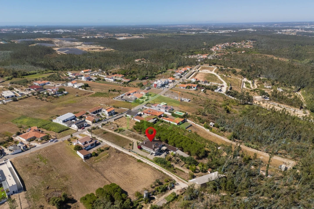 Moradia T5 para Venda em Maceira Foto 66