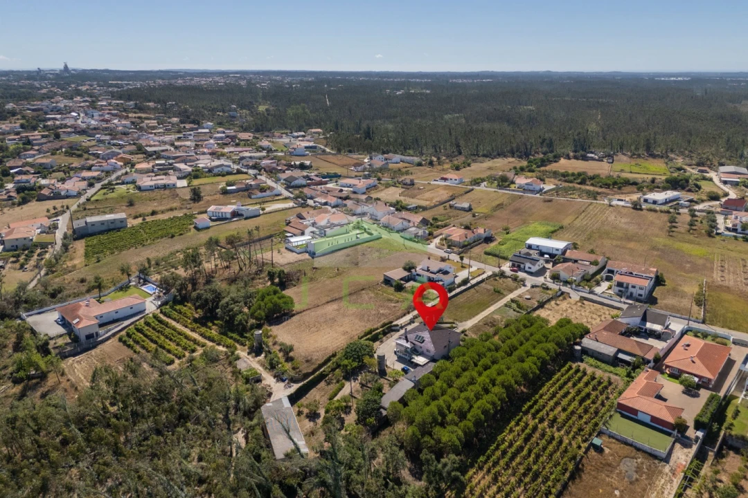 Moradia T5 para Venda em Maceira Foto 68