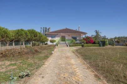 Moradia T5 para Venda em Maceira