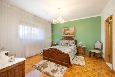 Moradia T5 para Venda em Maceira