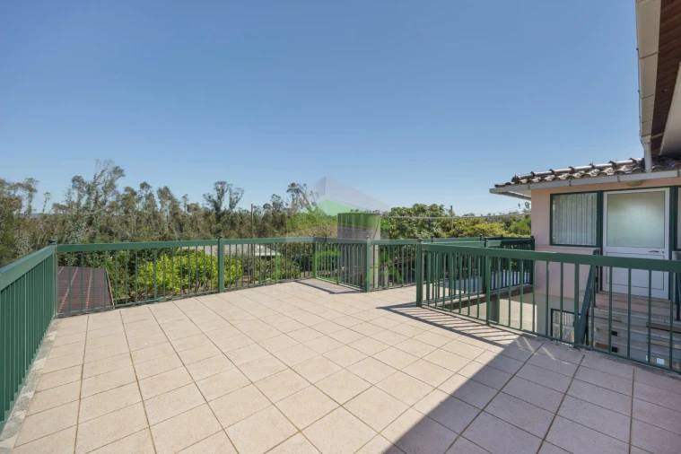 Moradia T5 para Venda em Maceira Foto 45
