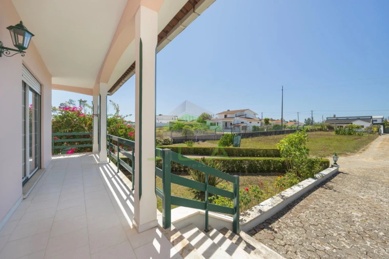 Moradia T5 para Venda em Maceira Foto 47