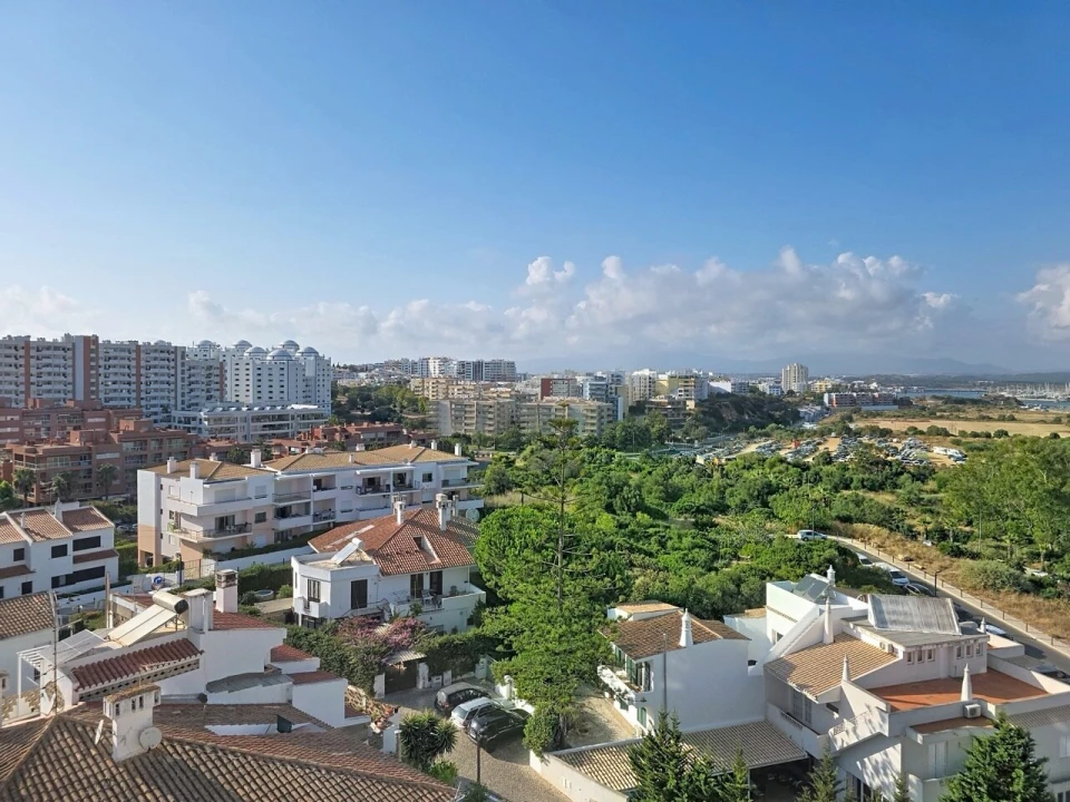 Apartamento T1 para Venda em Portimão Foto 17
