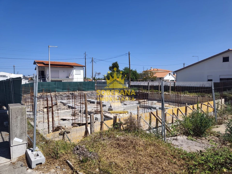Apartamento T3 para Venda em Marinha Grande Foto 12