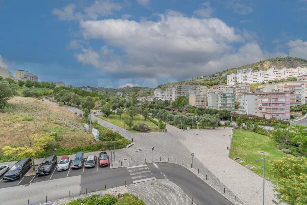 Apartamento T2 para Venda em Vila Franca de Xira Foto 6