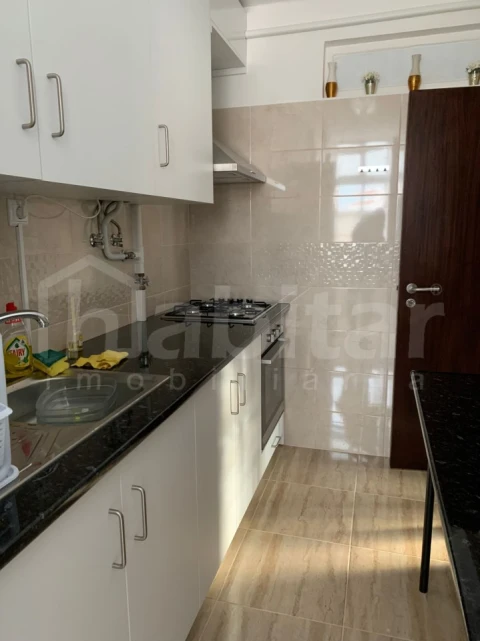 Quarto para Arrendamento em Benavente