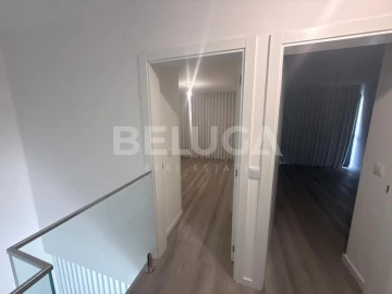 Moradia T3 para Venda em Santo Antonio