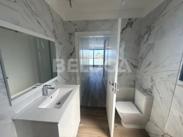 Moradia T3 para Venda em Santo Antonio