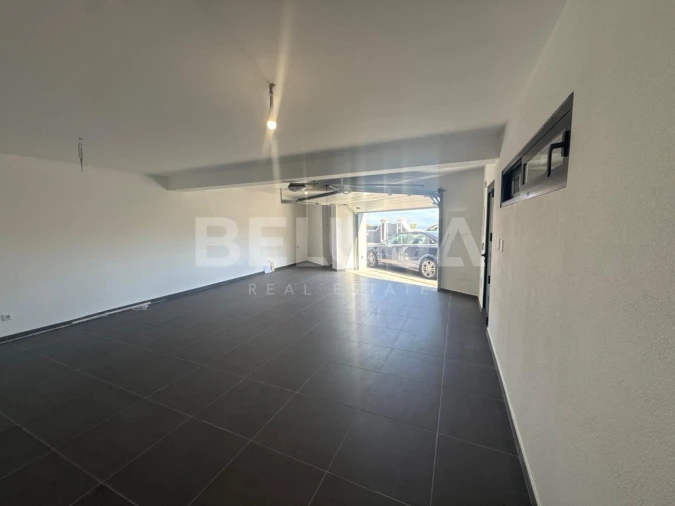 Moradia T3 para Venda em Santo Antonio Foto 12