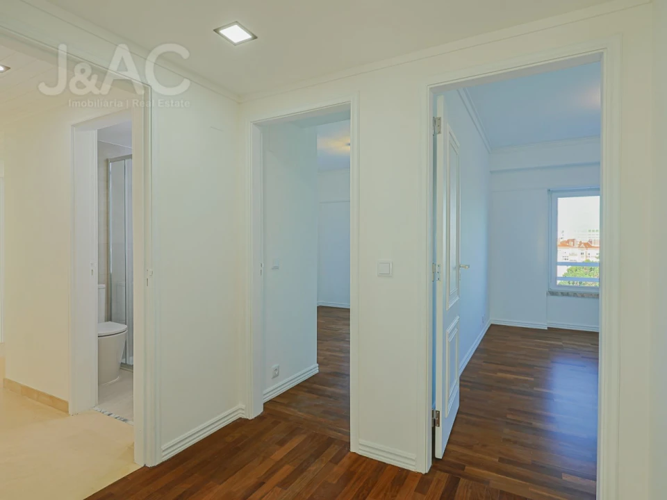 Apartamento T3 para Arrendamento em Carcavelos e Parede Foto 16