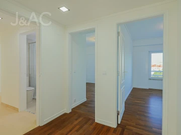 Apartamento T3 para Arrendamento em Carcavelos e Parede