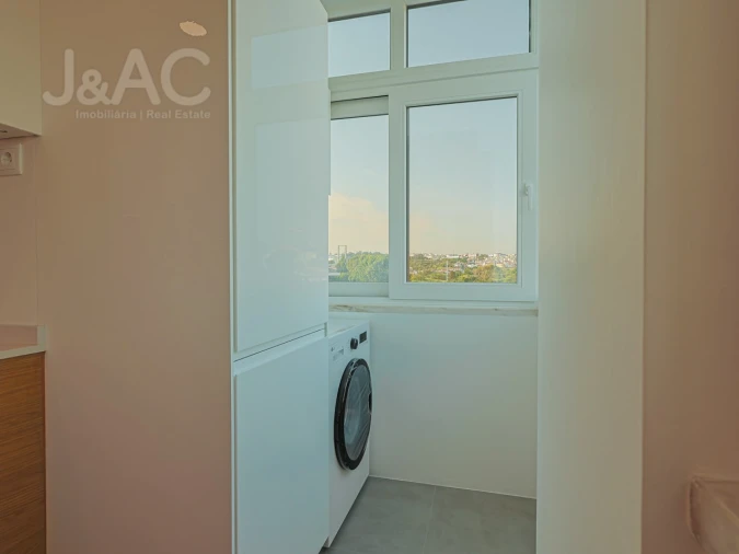 Apartamento T3 para Arrendamento em Carcavelos e Parede Foto 14