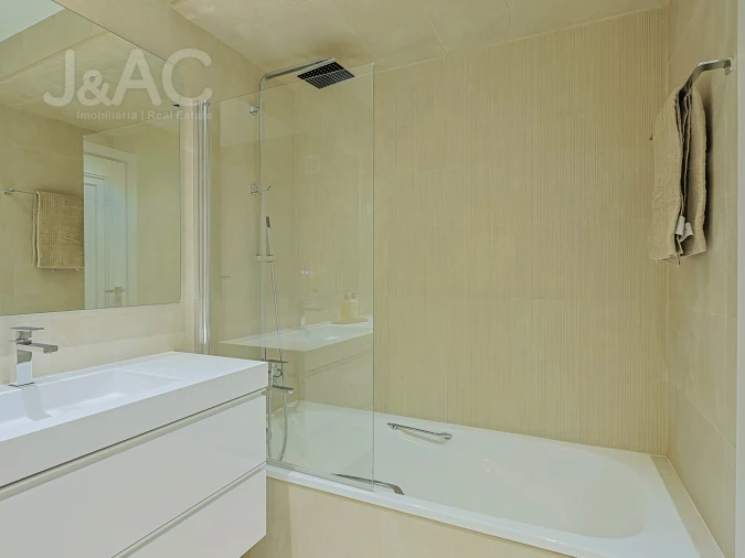 Apartamento T3 para Arrendamento em Carcavelos e Parede Foto 19