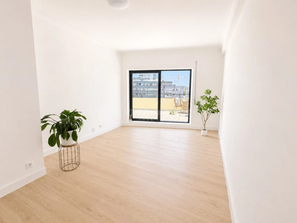 Apartamento T2 para Venda em Santa Marinha e São Pedro da Afurada Foto 4