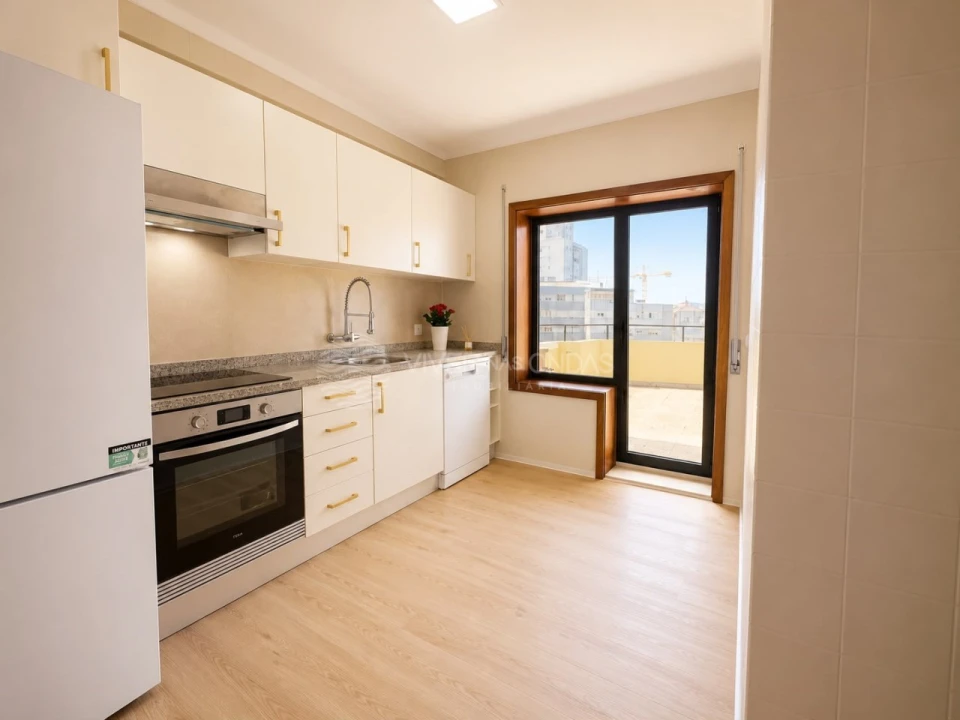 Apartamento T2 para Venda em Santa Marinha e São Pedro da Afurada Foto 9