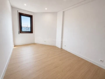 Apartamento T2 para Venda em Santa Marinha e São Pedro da Afurada