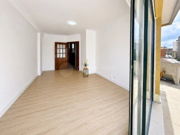 Apartamento T2 para Venda em Santa Marinha e São Pedro da Afurada