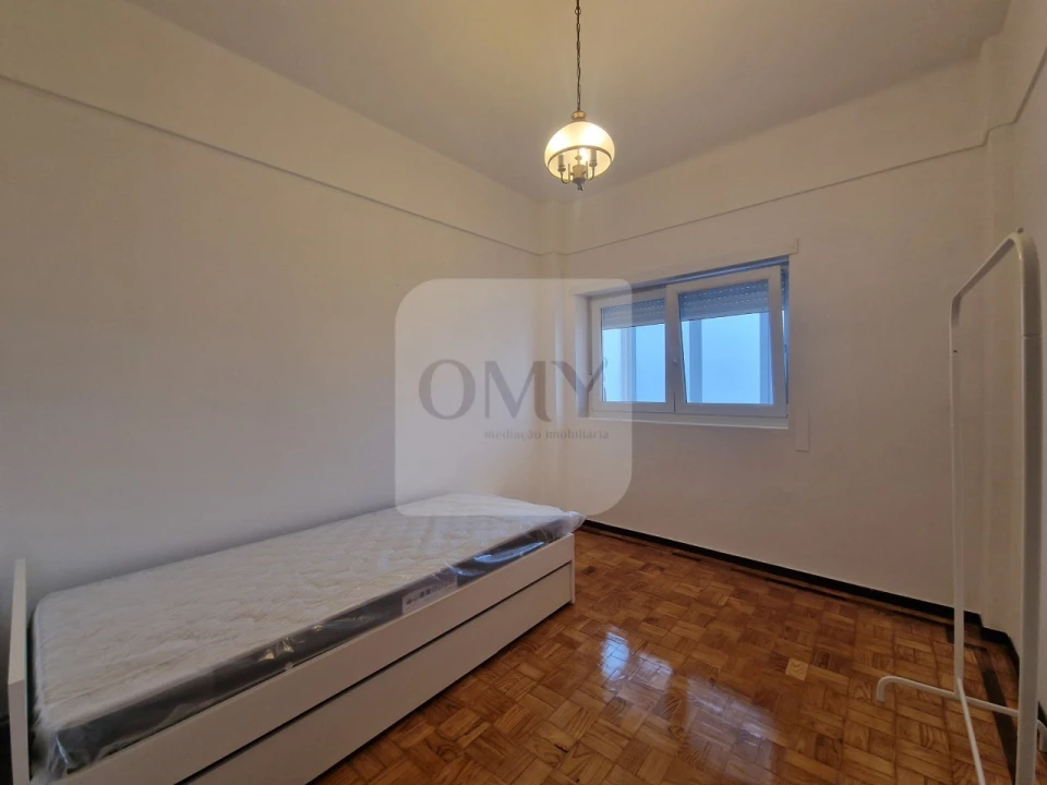 Apartamento T4 para Arrendamento em Nossa Senhora da Conceição, São Pedro e São Dinis Foto 7