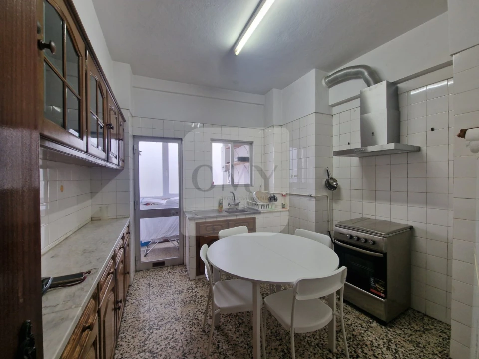 Apartamento T4 para Arrendamento em Nossa Senhora da Conceição, São Pedro e São Dinis Foto 9