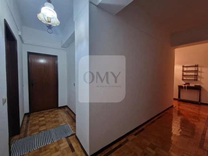 Apartamento T4 para Arrendamento em Nossa Senhora da Conceição, São Pedro e São Dinis Foto 8
