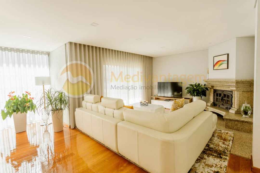 Moradia T3 para Venda em Este (São Pedro e São Mamede) Foto 2