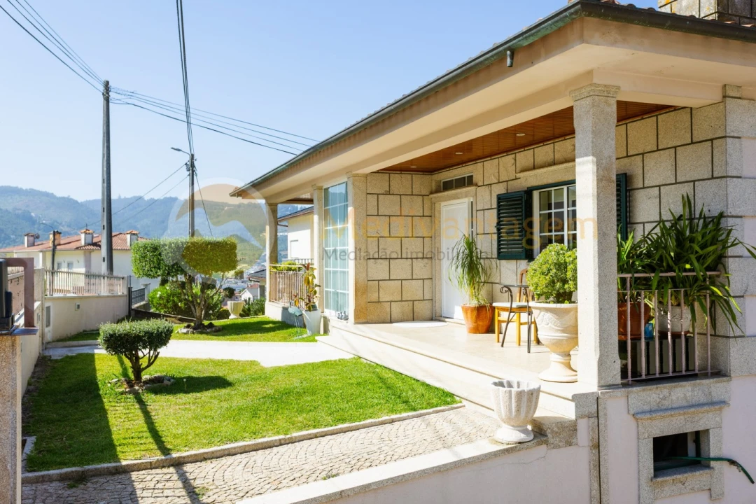 Moradia T3 para Venda em Este (São Pedro e São Mamede) Foto 24
