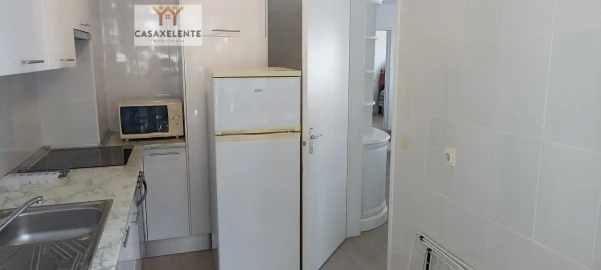 Apartamento T2 para Arrendamento em Oeiras e São Julião da Barra, Paço de Arcos e Caxias