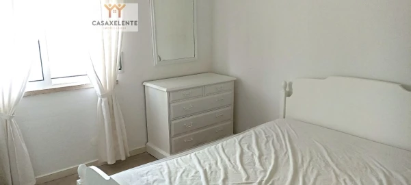 Apartamento T2 para Arrendamento em Oeiras e São Julião da Barra, Paço de Arcos e Caxias