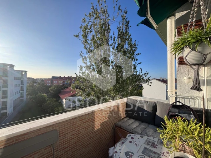 Apartamento T2 para Venda em Oeiras e São Julião da Barra, Paço de Arcos e Caxias Foto 3