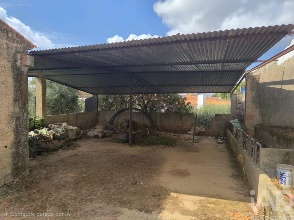 Moradia T3 para Venda em Santo Amaro Foto 13