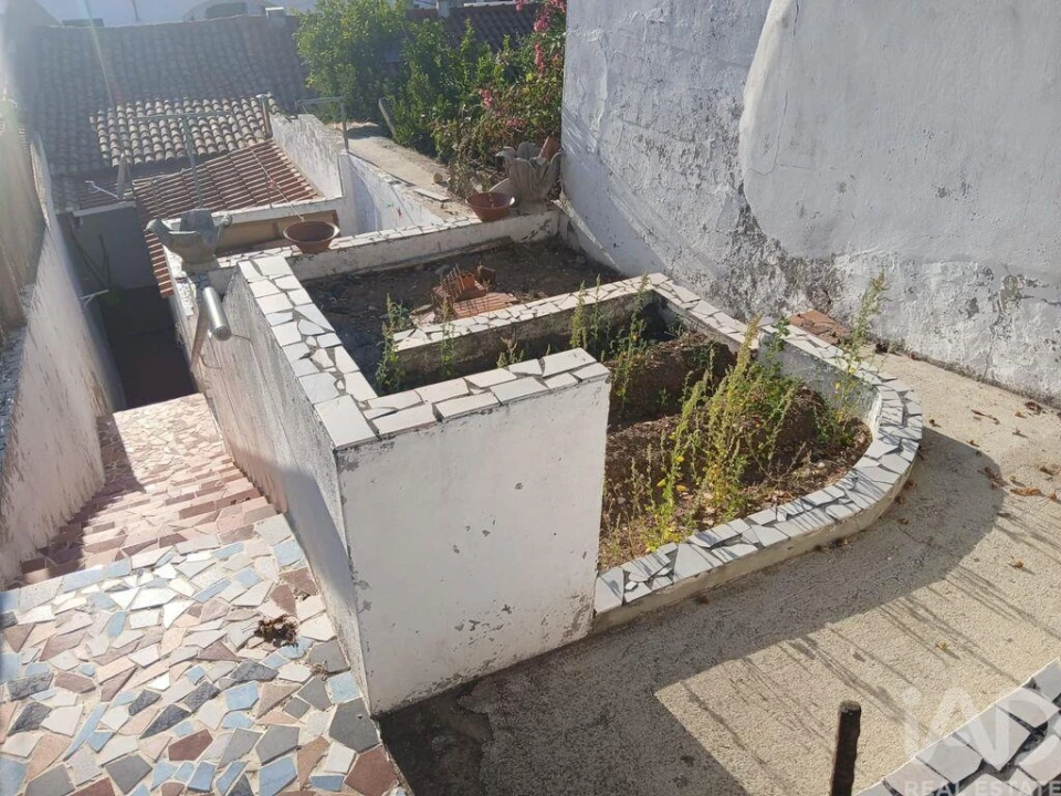Moradia T2 para Venda em Colos Foto 17